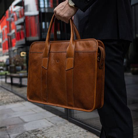 10 Top Leather Tech Bags For Stylish Professionals