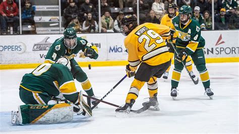 5 Key Differences In Nmu Vs Tech Hockey Rivalry