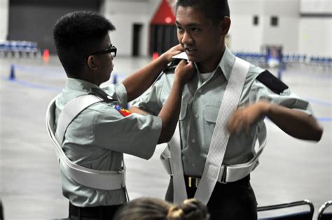 5 Ways Lane Tech Jrotc Prepares Students For Success