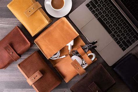 5 Ways Leather Tech Organisers Simplify Your Digital Life