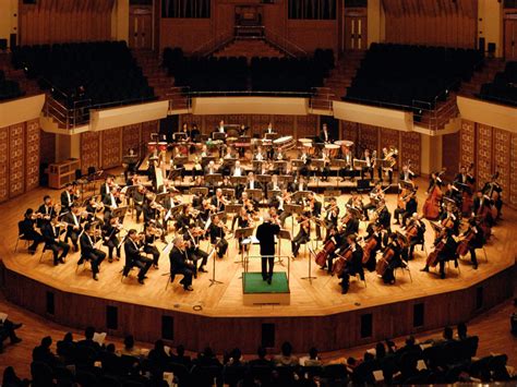 5 Ways Orchestra Tech Enhances Live Performances