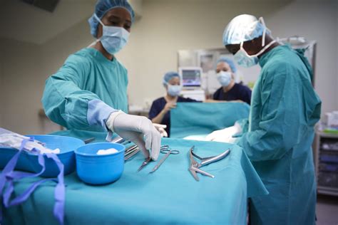 5 Ways Surgical Techs Learn On The Job