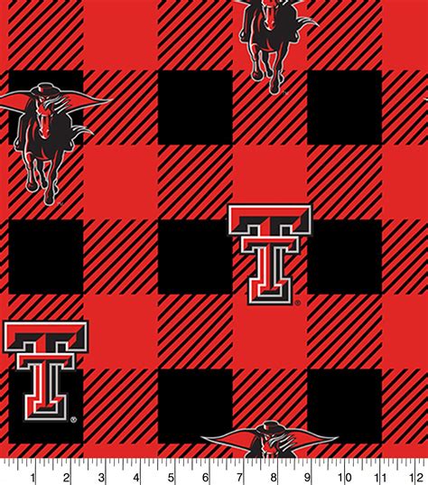 5 Ways Texas Tech Fleece Materials Keep You Warm