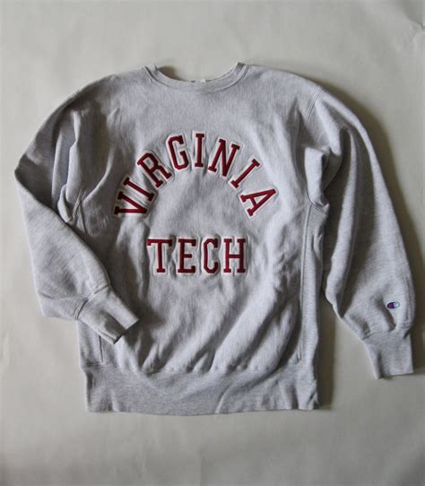 5 Ways To Rock A Virginia Tech Vintage Sweatshirt