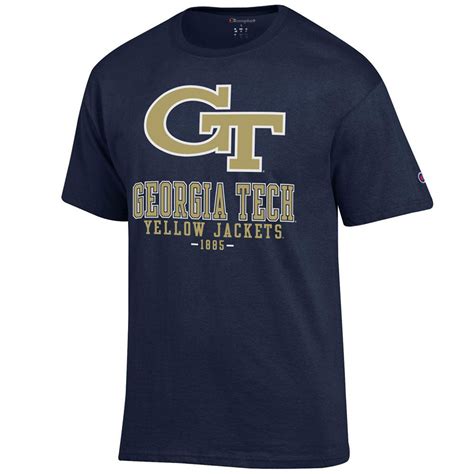 5 Ways To Style A Georgia Tech T-Shirt