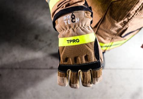 7 Features Of Pro Tech Firefighter Gloves