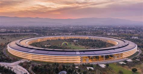 7 Iconic Tech Companies To Visit In Silicon Valley