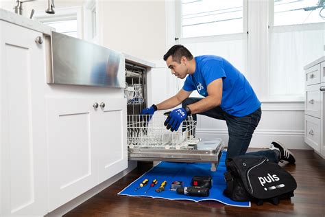 7 Ways Two Techs Simplify Home Maintenance