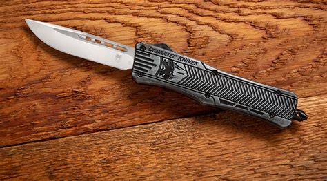 Cobra Tech Otf Automatic Knife Review And Buying Guide