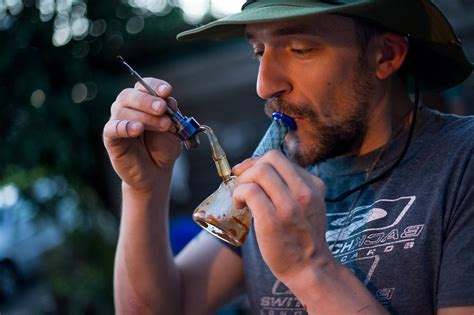 Dab Tech: The Ultimate Guide To Dabbing Essentials