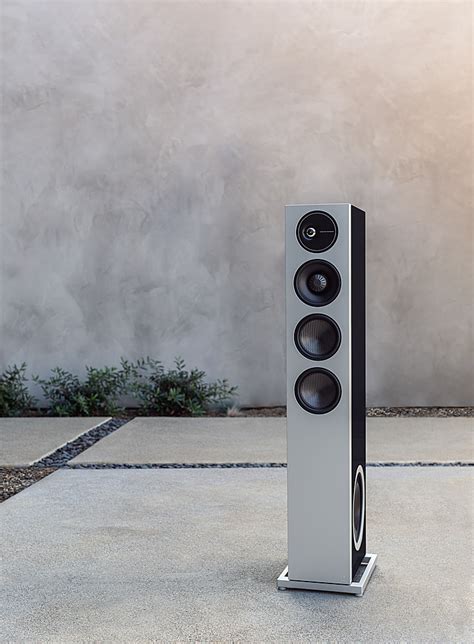 Definitive Technology D17 Speaker Review And Buying Guide