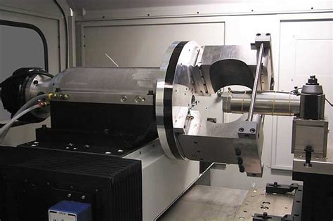 Diamond Machining Tech: Precision Engineering Evolved