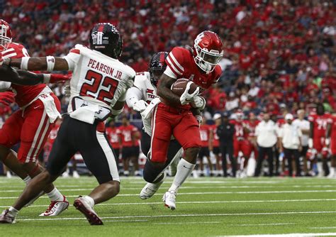 Houston Vs Texas Tech Football: Red Raiders Vs Cougars Showdown