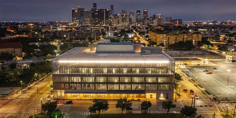 Multimeda Tech Houston: Innovation Hub For Creative Solutions