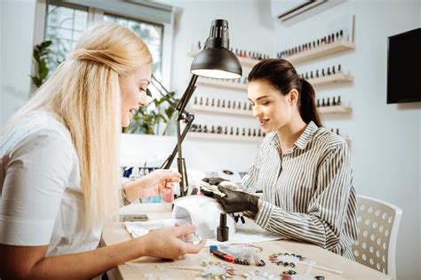 Nail Tech Classes Milwaukee: Start Your Career Today