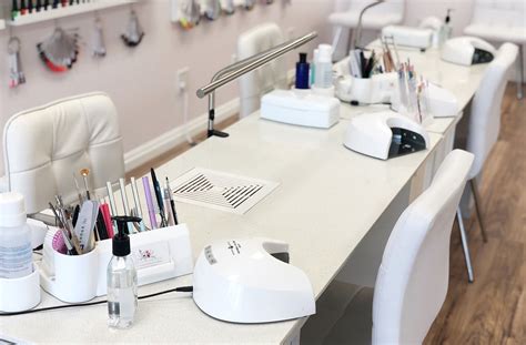 Nail Tech Table Essentials For A Successful Salon Setup