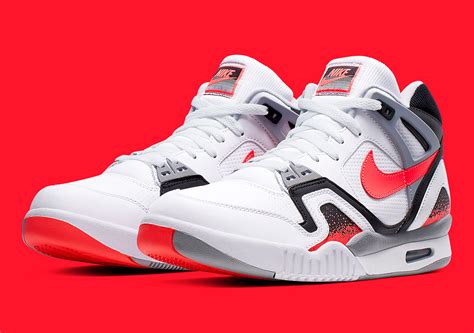 Nike Air Tech Challenge 2 Release Date Revealed