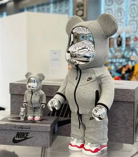 Nike Bearbrick Tech Fleece: Urban Fashion Meets Athleisure Wear