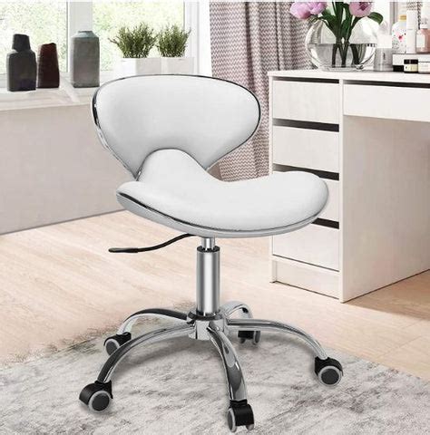 Top 5 Best Nail Tech Chairs For Ultimate Comfort